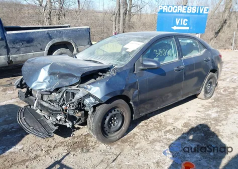 2015 Toyota Corolla Le z USA, uszkodzony, nr VIN 2T1BURHE5FC392179